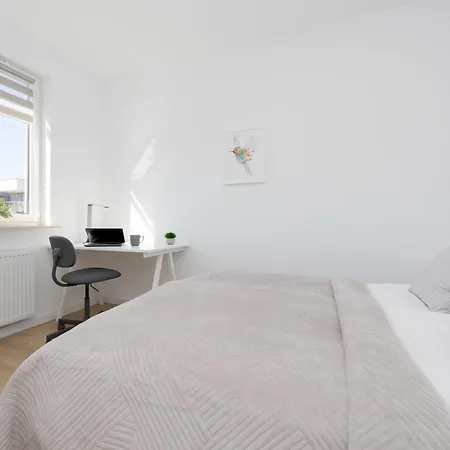 Comfortable With Parking By Renters